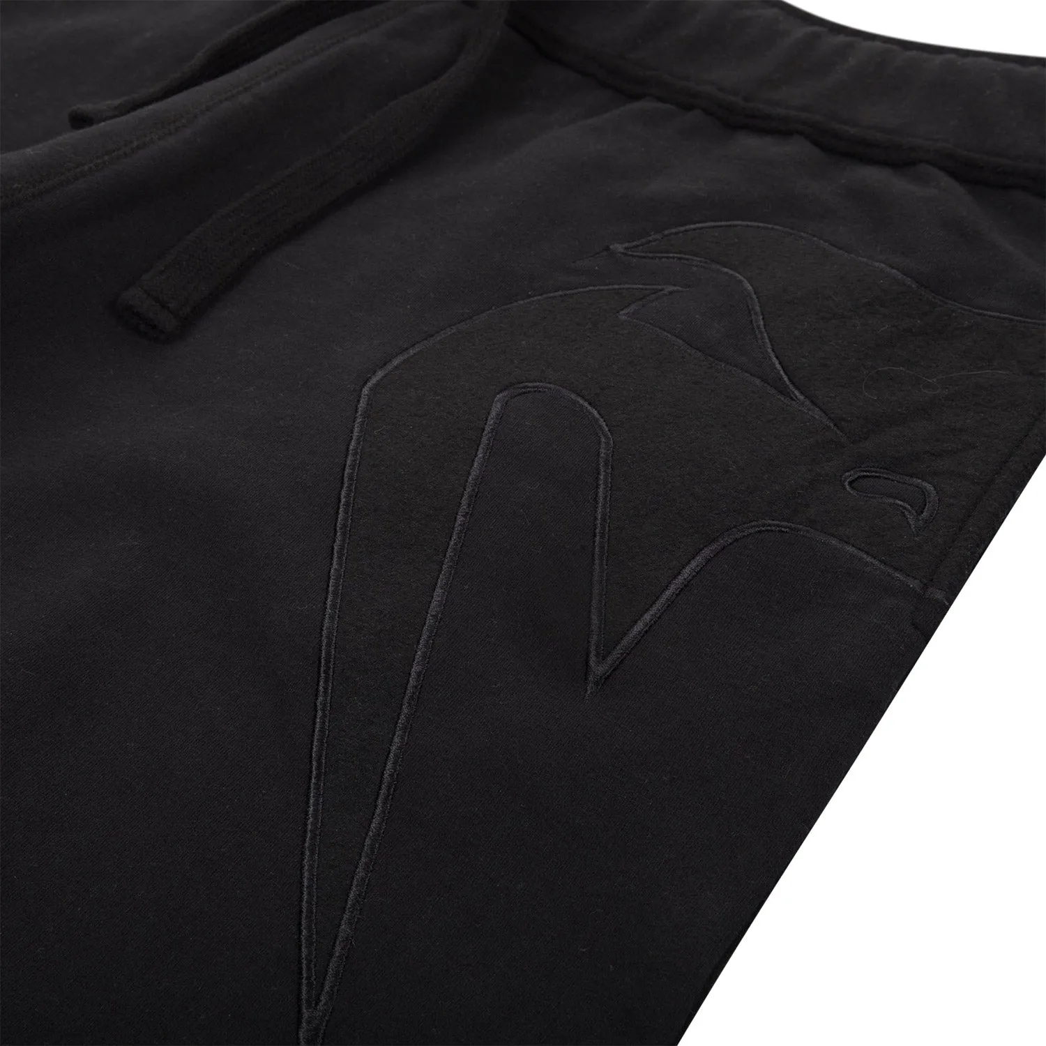 Venum Assault Cotton Shorts - Black/Black